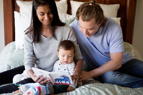 Parents reading with their baby - CRF Phoenix